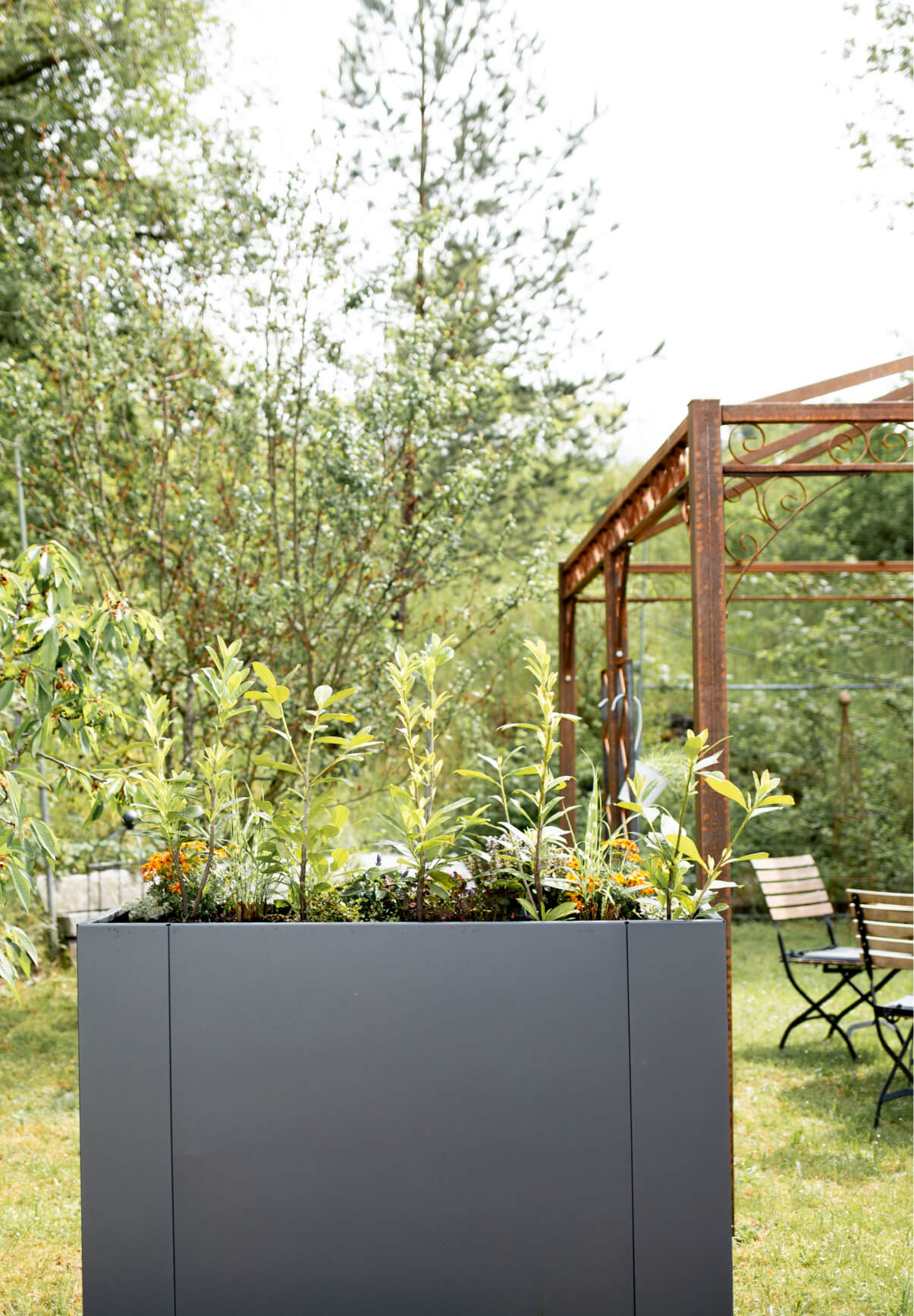 Hochbeet Garten Manarola von ELEO in anthrazit